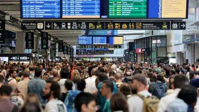 Франция в транспортном коллапсе: поджоги в день открытия Олимпиады парализовали железные дороги